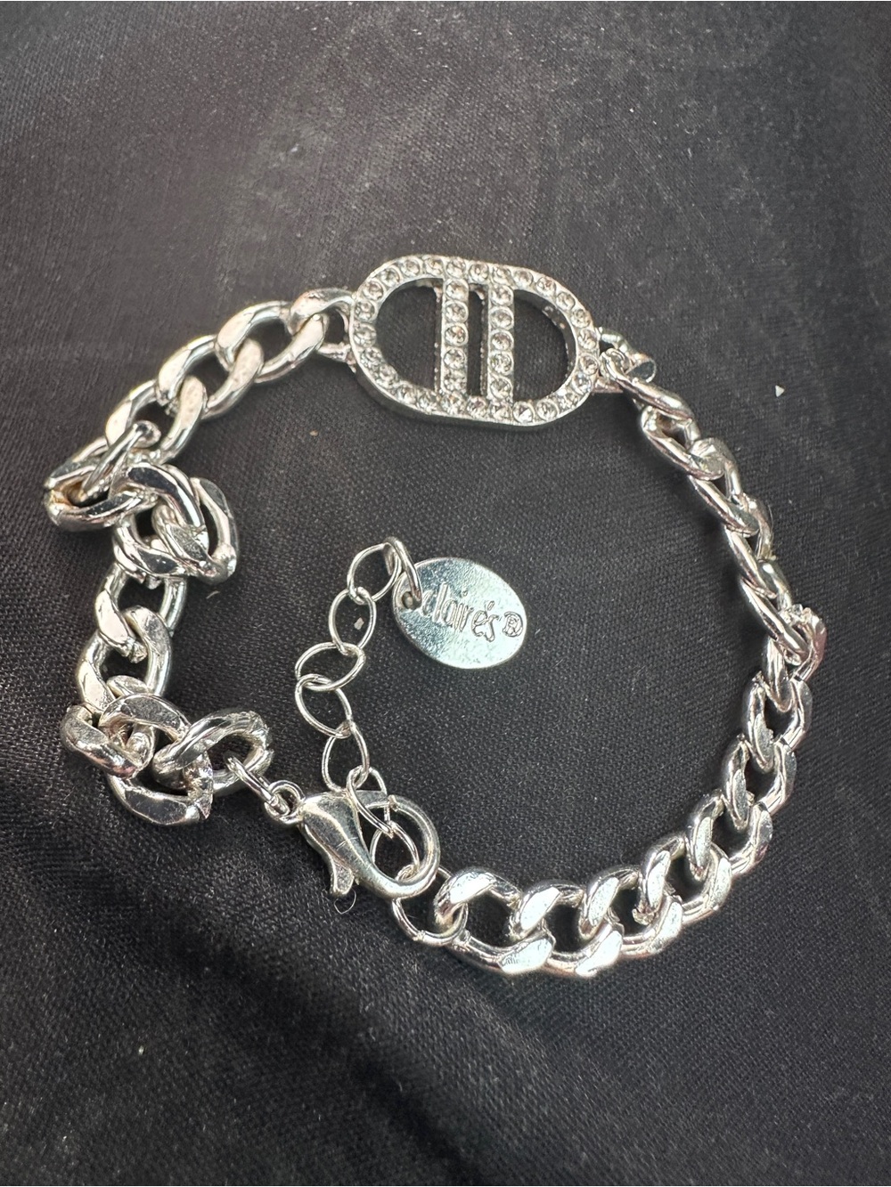Silver Crystal Accent Chain Bracelet claires